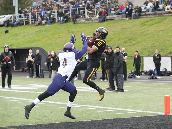MTUFB's tweet photo. Huskies and Northern Michigan Set to Battle for Miner's Cup Saturday. Game Notes and Preview #FollowTheHuskies https://t.co/MoQ5zrciKP https://t.co/9cmyQHFDZm