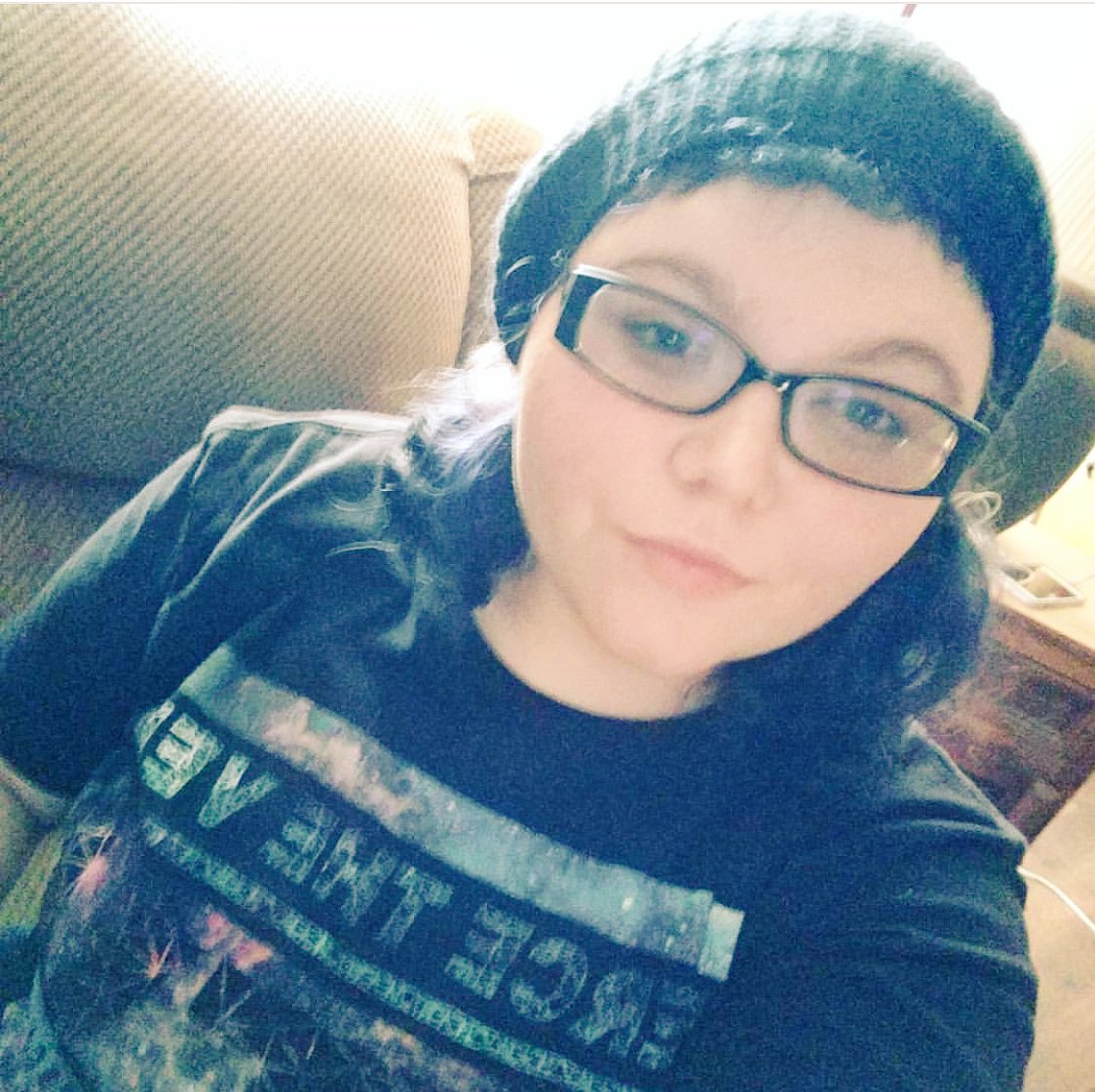 16Landice's tweet photo. Thank god I'm still alive. Came really close to suicide again but I went to treatment for my 6th time. https://t.co/GlR3IGMCLt