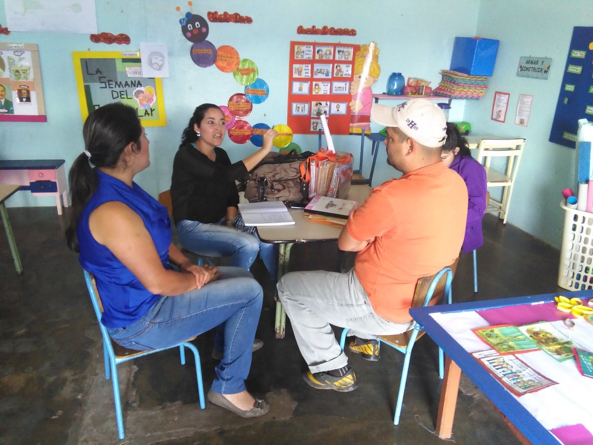 EB_ALTOMATEO's tweet photo. @jaureguic72015 @SilvaEleazarL Educacion en marcha Entrevista y orientaciones con Padres.y Representantes Aula integrada https://t.co/m0KNapzOpO