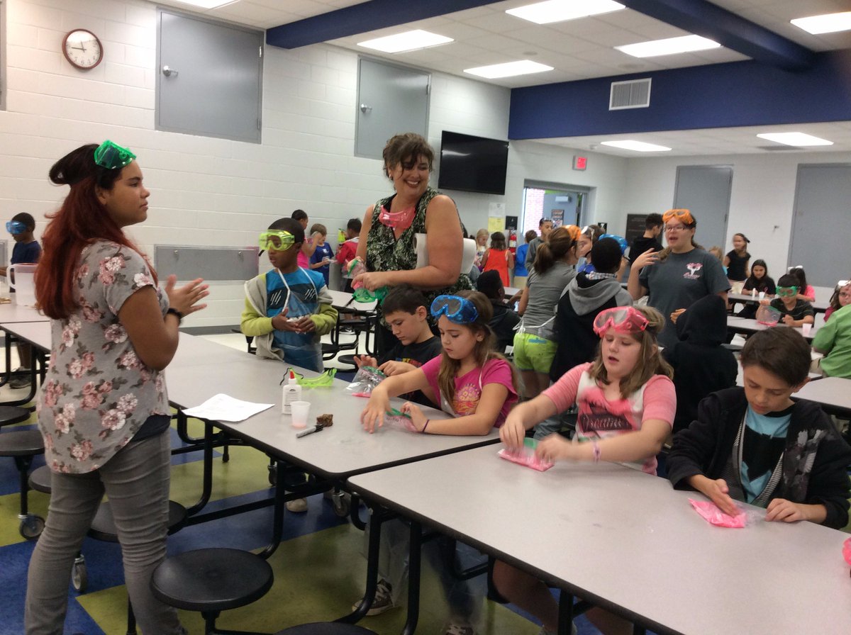 ms_hamlin's tweet photo. Dauphin Mad Scientists make slime with Holly Hill students @HollyHillElem #ECSLearn #DJHSLearn https://t.co/jsNJmcFiWB