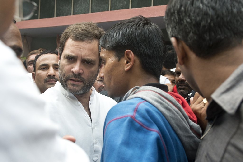 INCIndia's tweet photo. Congress Vice President Rahul Gandhi at the funeral of Martyr Ram Kishan Grewal at Bhiwani, today. (1/2) https://t.co/cCAEj5Uw1v
