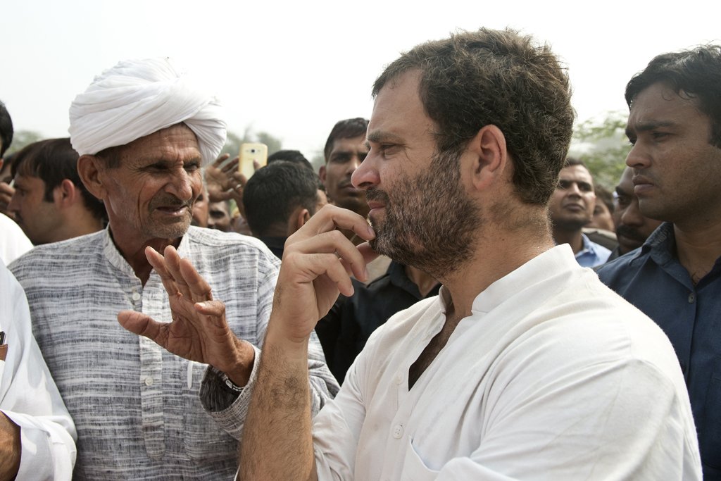 INCIndia's tweet photo. Congress Vice President Rahul Gandhi at the funeral of Martyr Ram Kishan Grewal at Bhiwani, today. (2/2) https://t.co/zOUvPJLuZ3