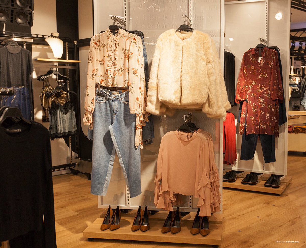 おきなわlikes در توییتر 沖縄にもあのお店が初上陸 Zaraの姉妹ブランド Bershka ベルシュカ がイオンモール沖縄ライカムに本日オープン 着やすいデザインから 個性的なデザインまで幅広くおしゃれな洋服がそろってました Okinawa 沖縄 T Co おきなわlikes در توییتر 沖縄にもあのお店が初上陸 Zaraの姉妹ブランド Bershka ベルシュカ がイオンモール沖縄ライカムに本日オープン 着やすいデザインから 個性的なデザインまで幅広くおしゃれな洋服がそろってました Okinawa 沖縄 T Co