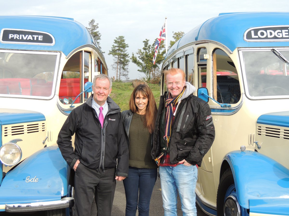 LodgeCoaches's tweet photo. London - Brighton Vintage run this weekend with Chris Evans &amp; Alex Jones https://t.co/vaJ1rsiUv9