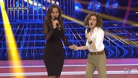 TCMSuena's tweet photo. Chenoa y Bilbal en TCMS cantando escondidos
https://t.co/myLPPrdUK4 https://t.co/biAHhBVZVI