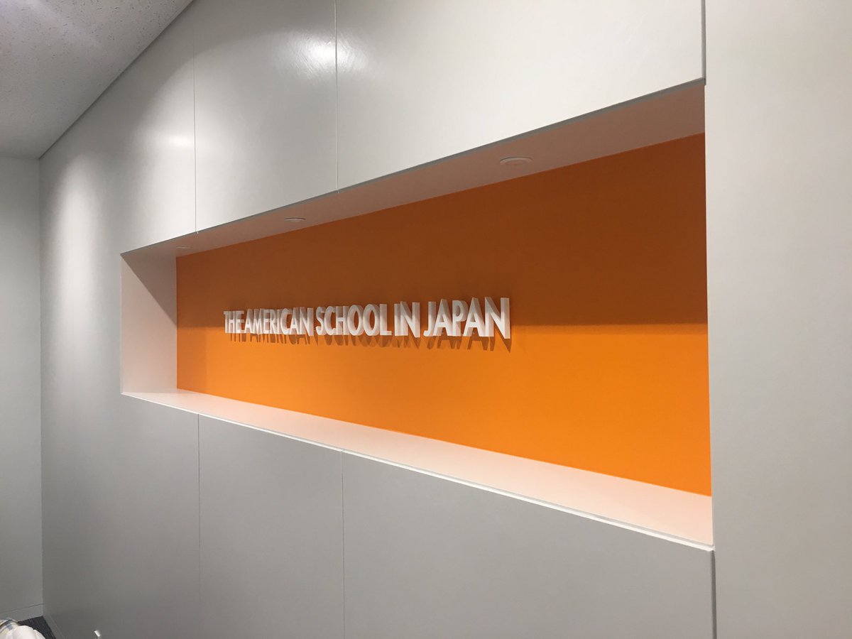 MaxEisl's tweet photo. Nice to visit American School in Japan. #FSonTour #MeetMaxAndMere #finalsite https://t.co/fJlEZqQlYM