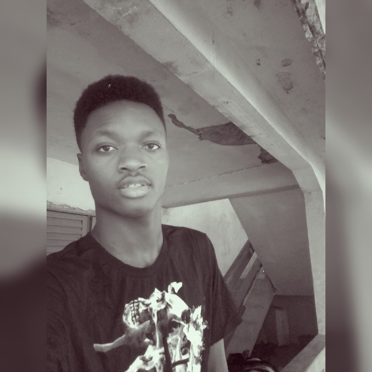 captin_blaces's tweet photo. Good morning my people . Another one dropping on 5th November ,2016
Captin Blaces_Linkup (prod by Beatzboy) https://t.co/7C3K46sRWw