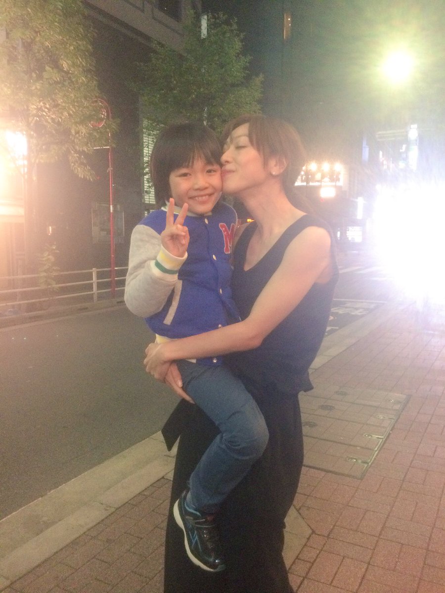 遊井亮子 در توییتر 本日は とげ 打ち上げ 陽向くんが嬉しい手紙をくれました ありがとう 以外だったのが 田辺誠一さん F1に中々詳しかった もっと早く言って欲しいわ スタッフ キャストの皆様 本当にお疲れ様でした 遊井亮子 در توییتر 本日は とげ 打ち上げ 陽向くんが嬉しい手紙をくれました ありがとう 以外だったのが 田辺誠一さん F1に中々詳しかった もっと早く言って欲しいわ スタッフ キャストの皆様 本当にお疲れ様でした