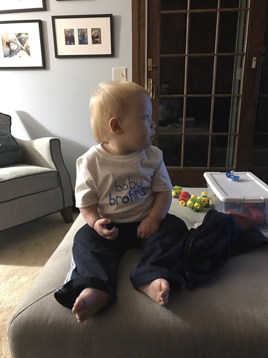 Break a leg to the cast and crew of "How to Succeed in Business Without Really Trying"! The show is amazing!! 💙Mama and Baby Brohms