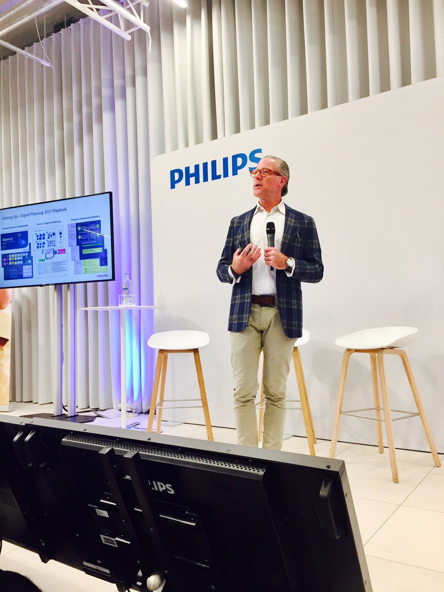 joepmeloen's tweet image. Opening of the 8th #digitsummit by our Global Head of Digital @bcahill @philips @PhilipsNL @PhilipsLiveFrom @PhilipsHealth