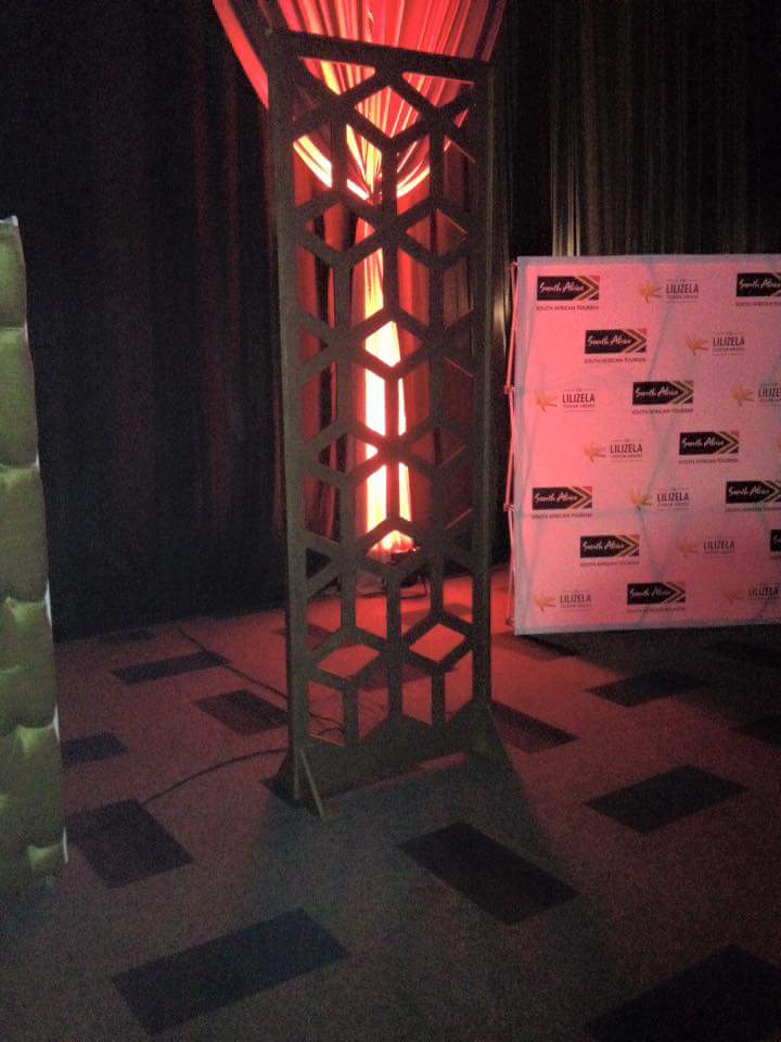 TimberSet's tweet image. Room dividers/screens/deco props