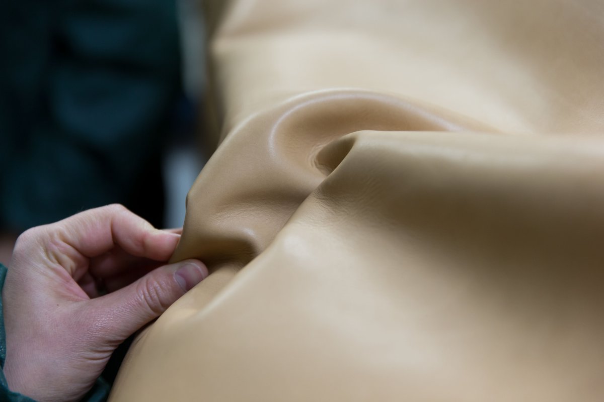 Van kalf tot designtas - de verschillende stappen van leerproductie in kaart gebracht. #kalfsleer #traceerbaarheid bit.ly/2ffmHgX