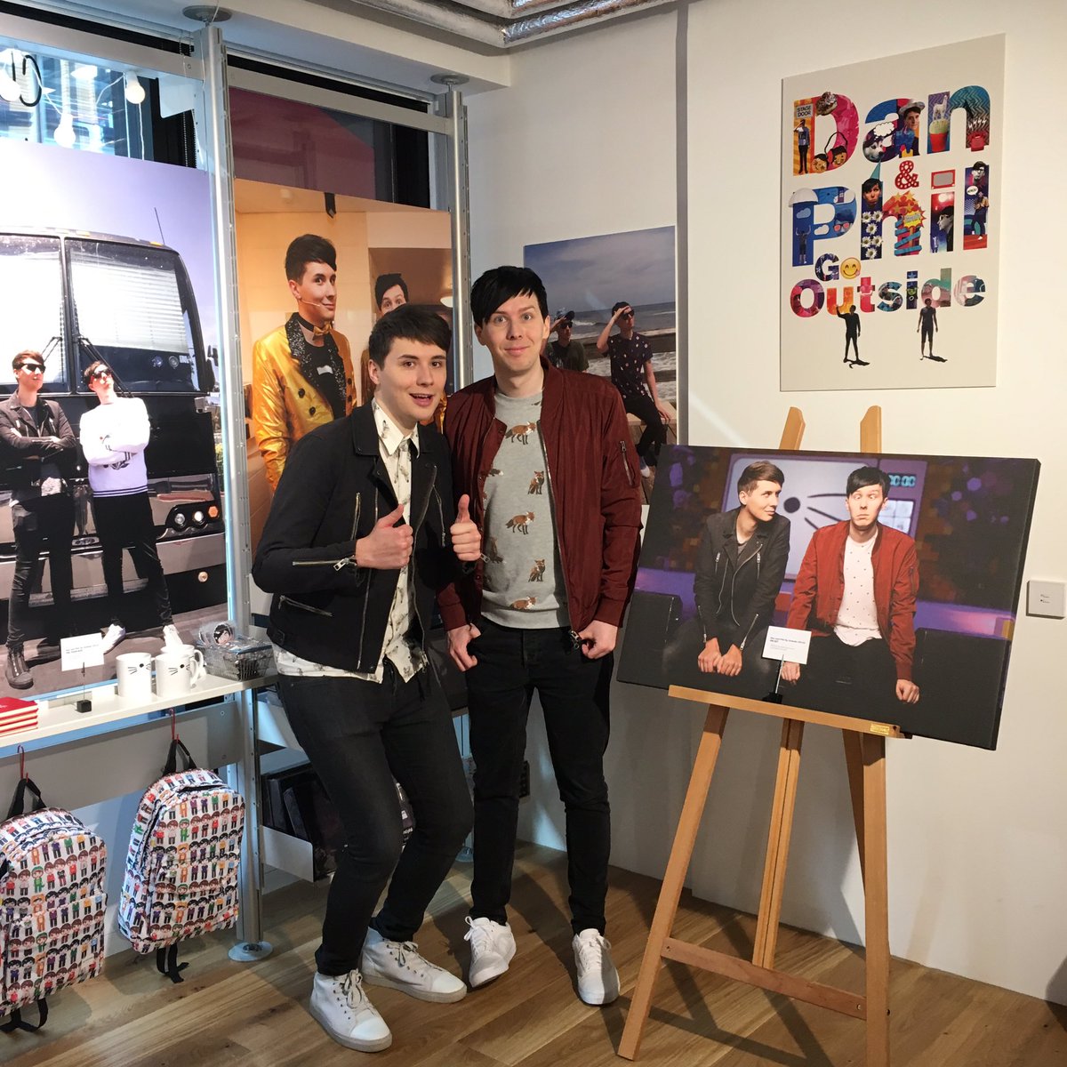 AmazingPhil tweet picture