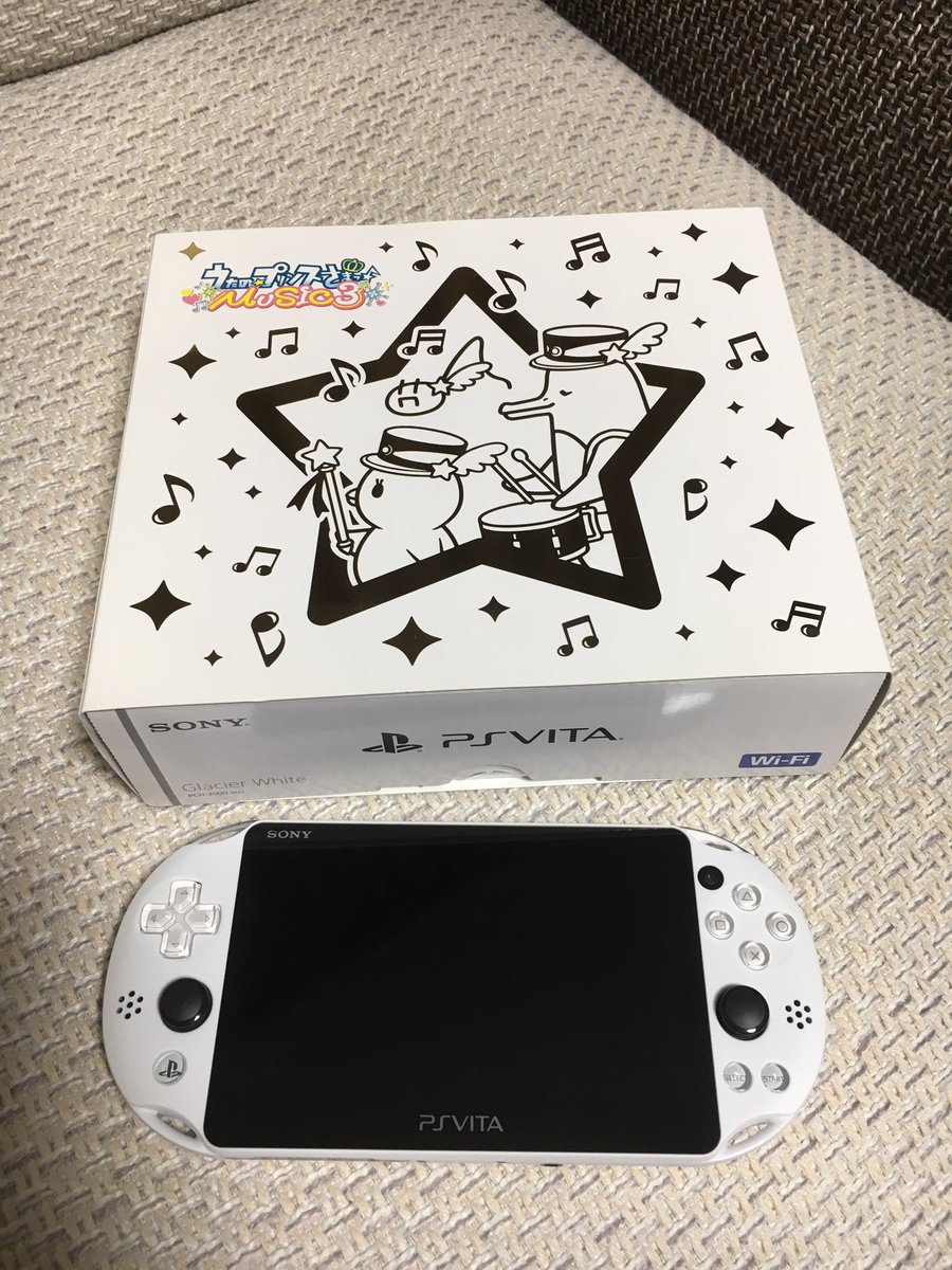 コミネ グッズ垢 No Twitter 譲渡 うたプリ Playstation Vita Ps本体 うたの プリンスさまっ Music3 王冠 刻印モデル ホワイト 求 円 送料 精密機器のため宅配便のみ 中身のカスタムはマスコットver 10回ぐらいプレイにて使用 T Co Lrg1ndcf4g