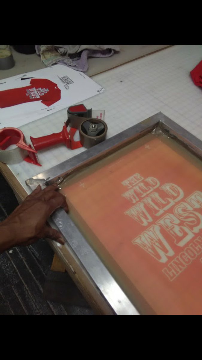 JayBeinit's tweet image. Screen printing