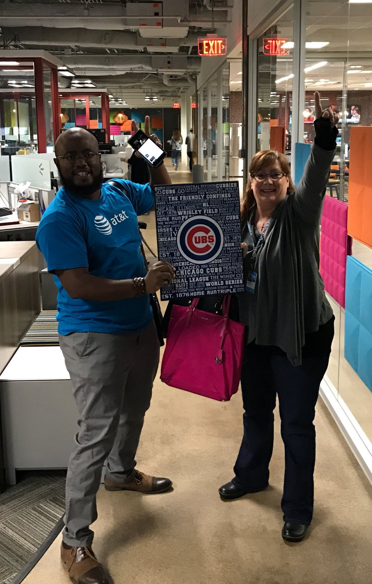 TU Cubs fans showing there pride this morning. Congrats to the Chicago Cubs for winning the World Series last night!!!! #TUProud #LifeatATT