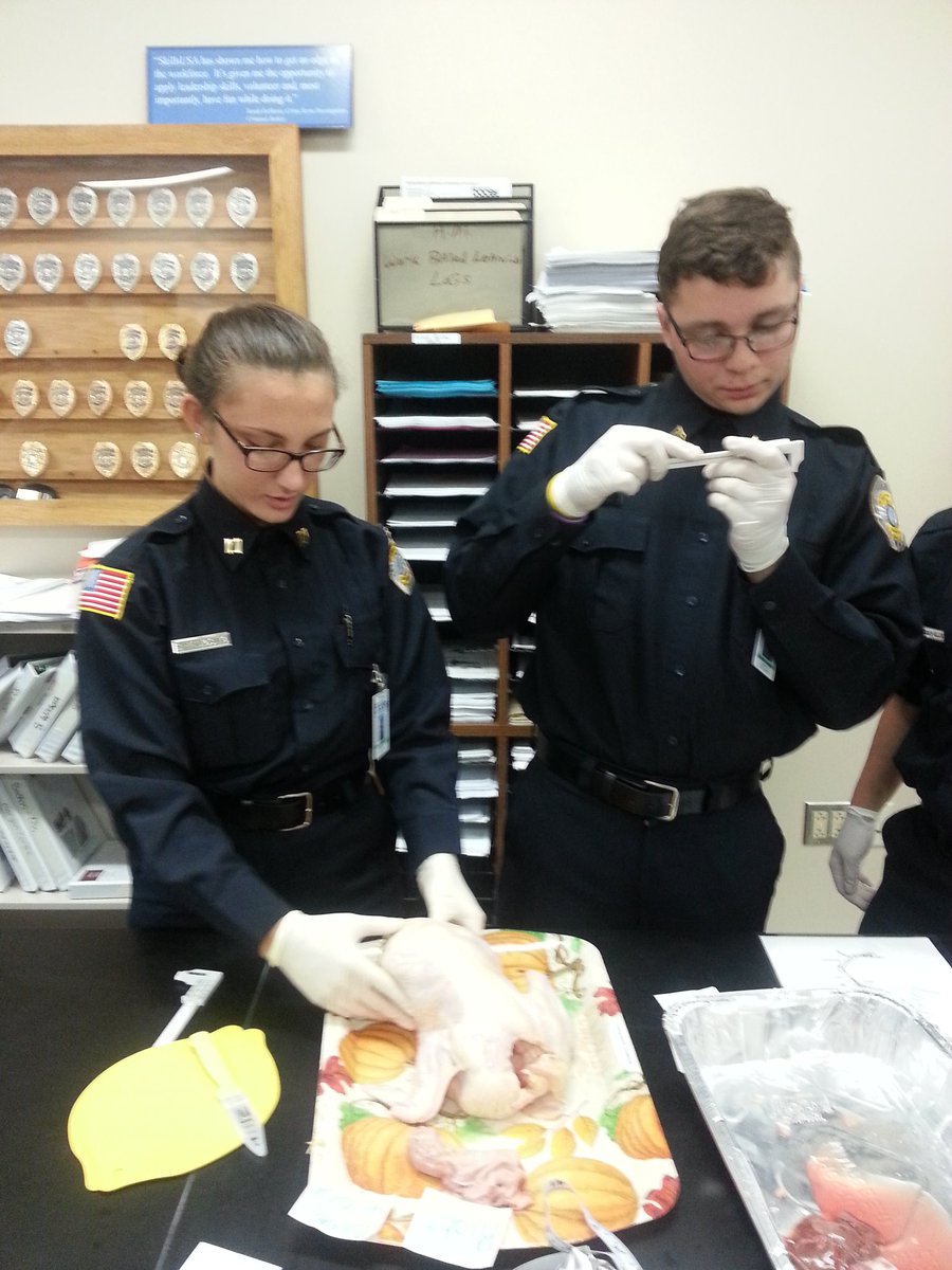 JenniferLLeip's tweet photo. Future forensic pathologists at work! @BTCareerTechED #scienceincte https://t.co/Yjr8RgnFlL