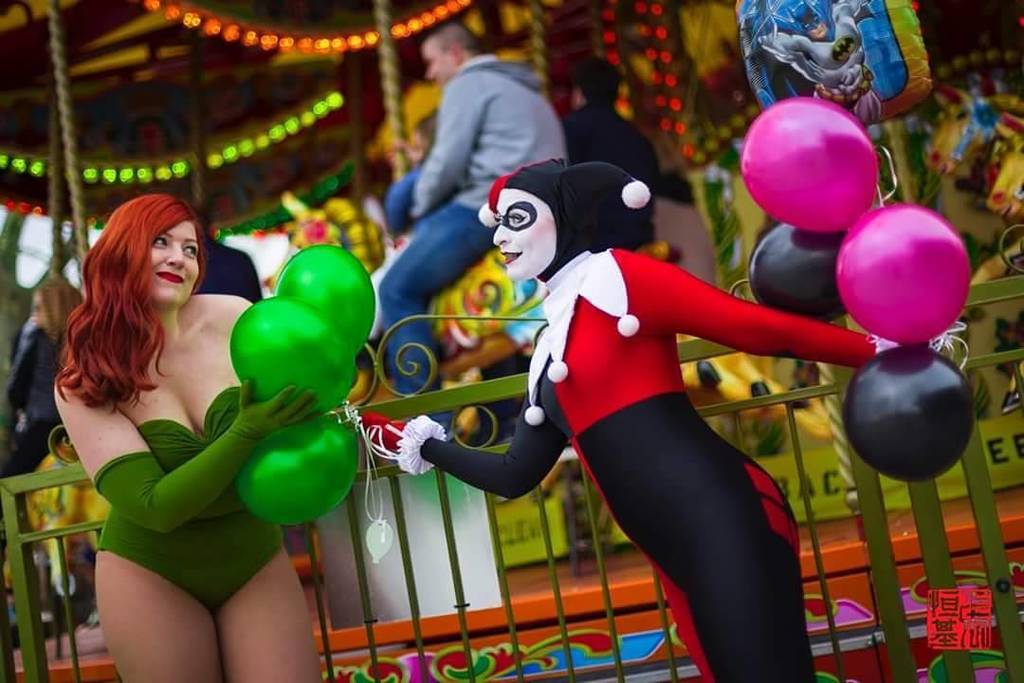 FoodAndCosplay's tweet photo. Harley and Ivy at the fairground

Cosplay by Nanayena and Lise Olesen

#DCComics #HarleyQu… https://t.co/DE8ORNKxRi https://t.co/g6TjjKReBZ