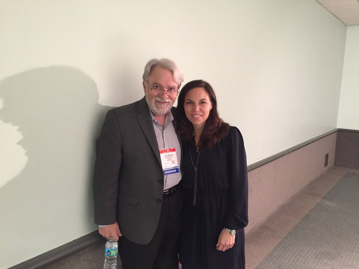 audreyoclair's tweet photo. @chipdono & @LisaGuernsey share their brilliance with us around young children and technology! Next up @mlevine_jgcc! #naeycac #expertvideos https://t.co/Ki6kv3Mqm9