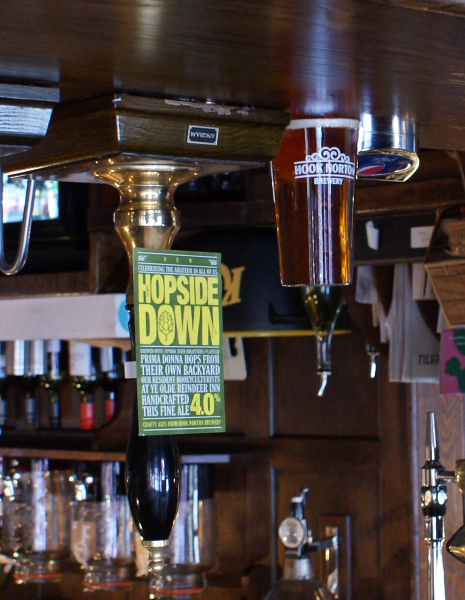 yeoldereinedee_'s tweet photo. Something's not quite right here @YeOldeReineDeer ... come and check #Hopside down out! Brewed by us @HookyBrewery https://t.co/5npqJZN30e