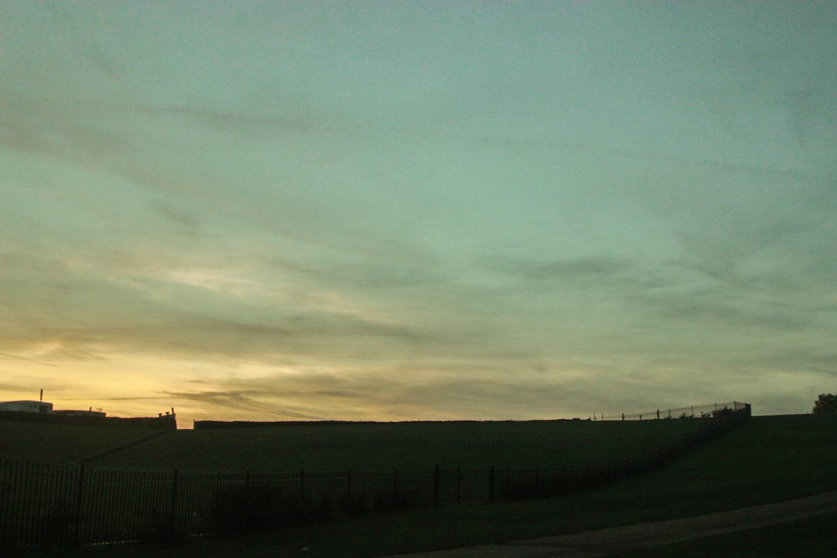 Sunset in Milton Keynes #Miltonkeynes #MiltonkeynesLandcape #mkphotography #mk #sunset