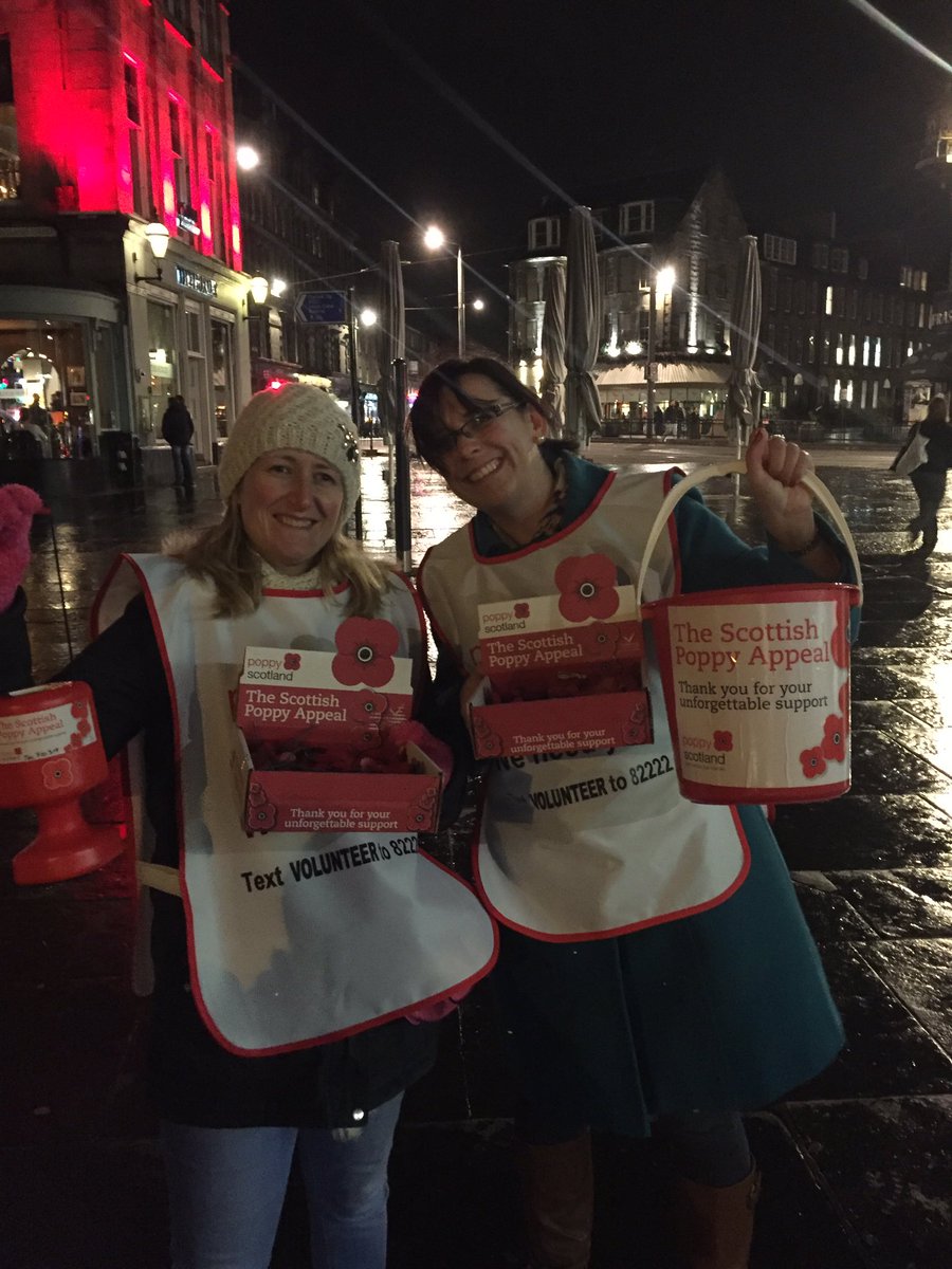 charlene_brock's tweet photo. @Gillz79 and myself doing our part for @poppyscotland @StandardLifeplc #Edinpoppyday https://t.co/1HEWubdbDe