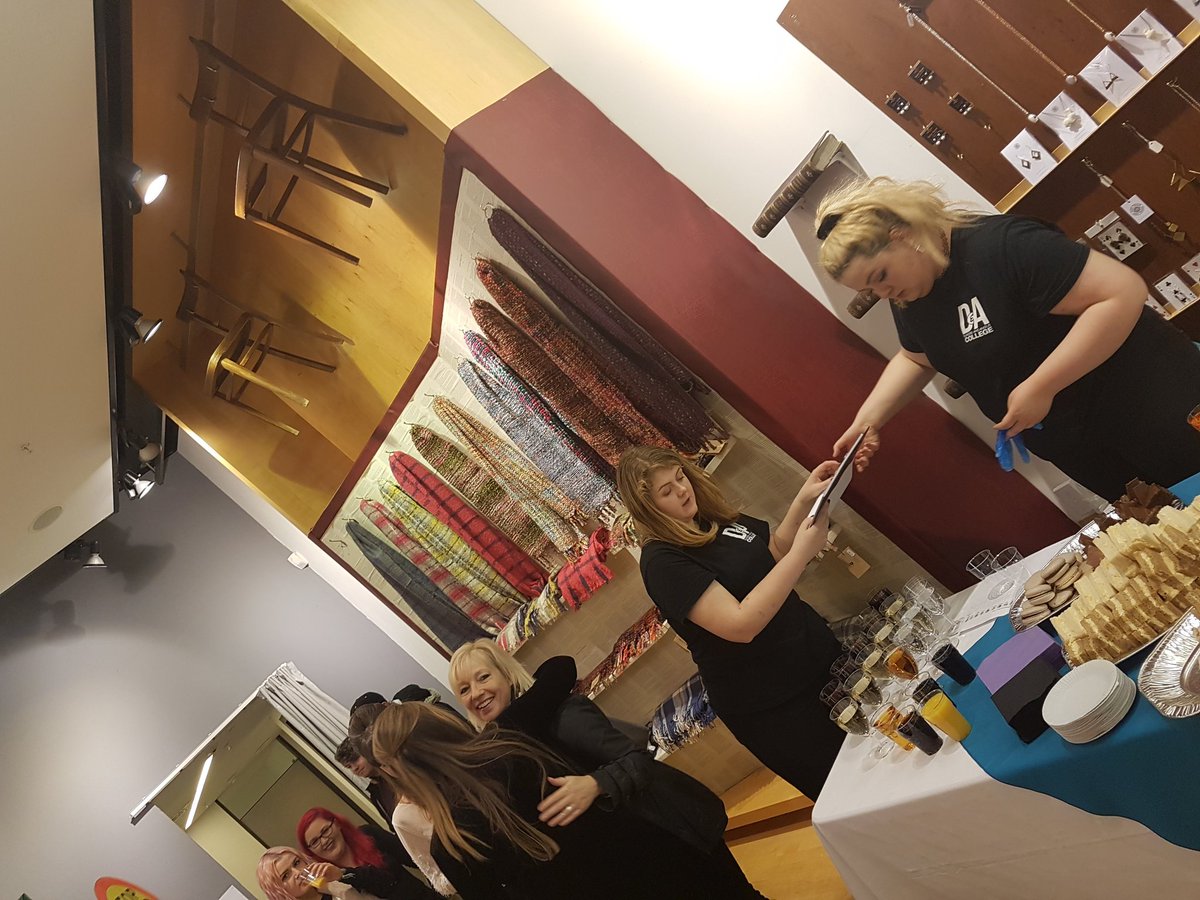 Simon Hewitt tweet media