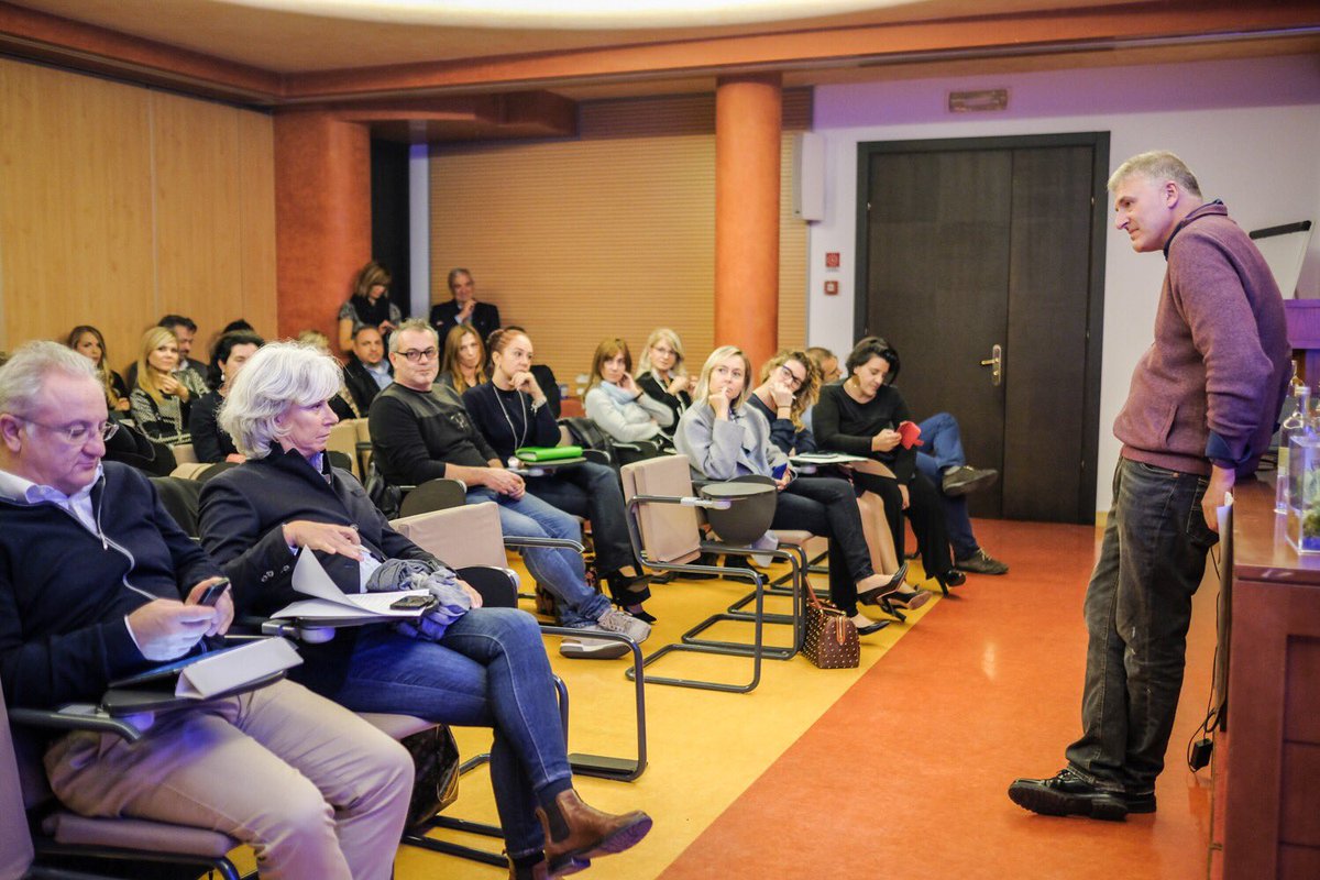 #MALASPINASLURP
Questa volta l'evento alla Villa Malaspina (VR) era completamente dedicato ai processi di digitalizzazione delle aziende.