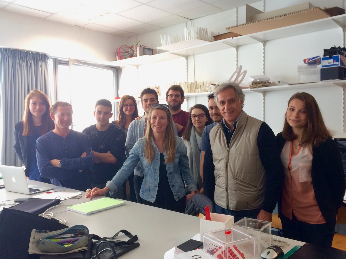 FrancoisGuarino's tweet image. Le jury du #Concours #ENSAAMA a choisi son gagnant. Rendez-vous Lundi prochain pour la remise des prix #FGDESIGN #ArtBasel #HongKong