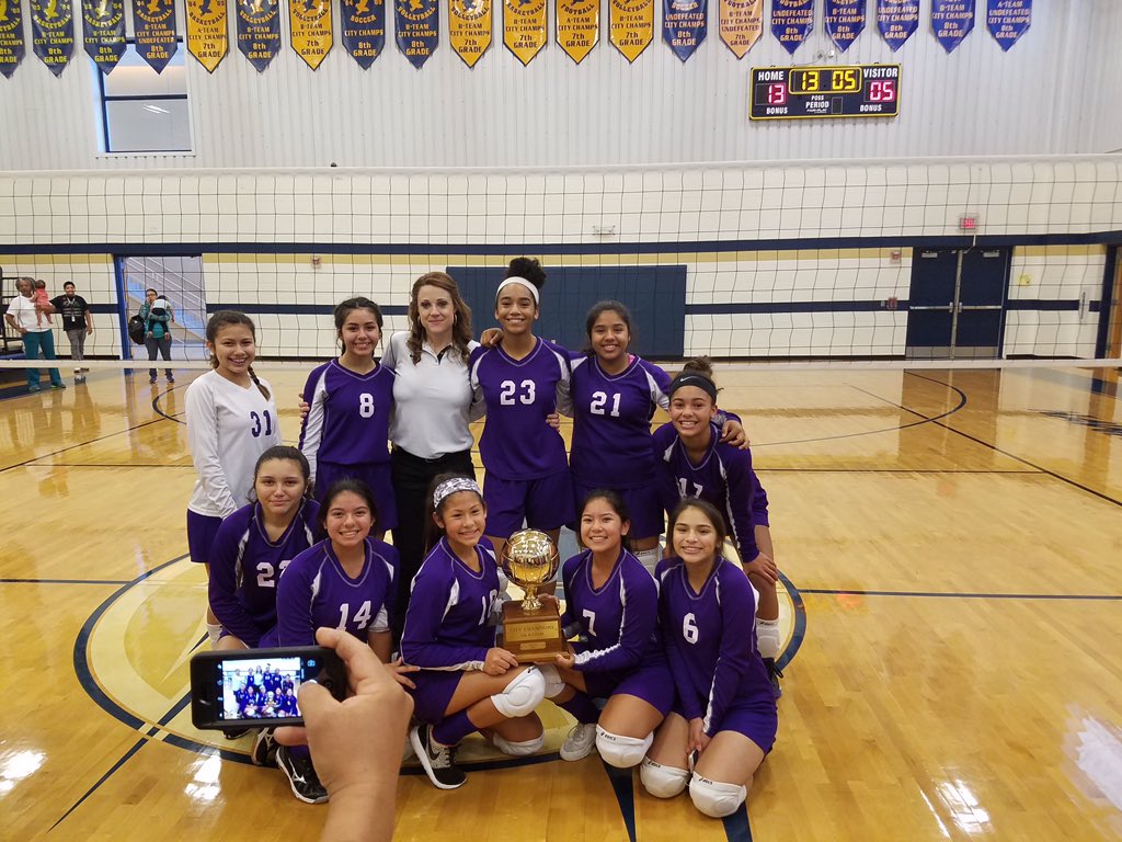 Lamar_MS's tweet photo. Shout out to our 8th grade volleyball city champs🏐🏅Great job ladies &amp; coaches! https://t.co/VbmB3vDkfb