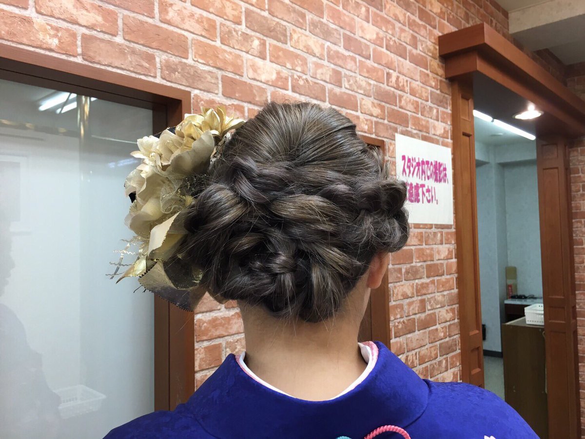 ストロベリーロックス 赤羽カラー専門店 בטוויטר 本日のヘアカラー 毛先シルバーのグラデーションから大工事をして全頭をシルバーアッシュに 成人式の前撮り用だったんで気合い入れて仕上げたよ 前撮りの写真も送って貰ったから載せます ホワイトブリーチ2回し ストロベリーロックス 赤羽カラー専門店 בטוויטר 本日のヘアカラー 毛先シルバーのグラデーションから大工事をして全頭をシルバーアッシュに 成人式の前撮り用だったんで気合い入れて仕上げたよ 前撮りの写真も送って貰ったから載せます ホワイトブリーチ2回し