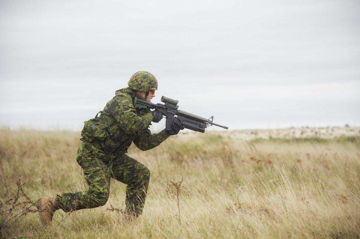 4CdnDiv4DivCA's tweet photo. Concilier sa vie civile avec la Réserve de l’Armée canadienne #MesFAC #ArméeCanadienne #RéserveArmée https://t.co/VBp7Sw7B38 https://t.co/VCvxxfOiVj