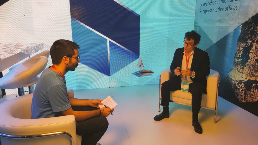 BankofBeirutsal's tweet photo. #BoBlive interview with startups. meet us there! #BDLA16 https://t.co/VsH3mns3A3