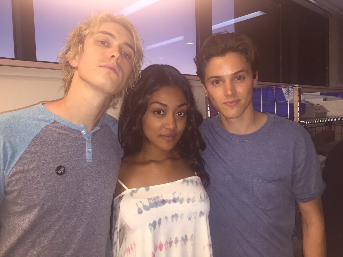 tylerandjames's tweet photo. https://t.co/yCxBOvh1qB