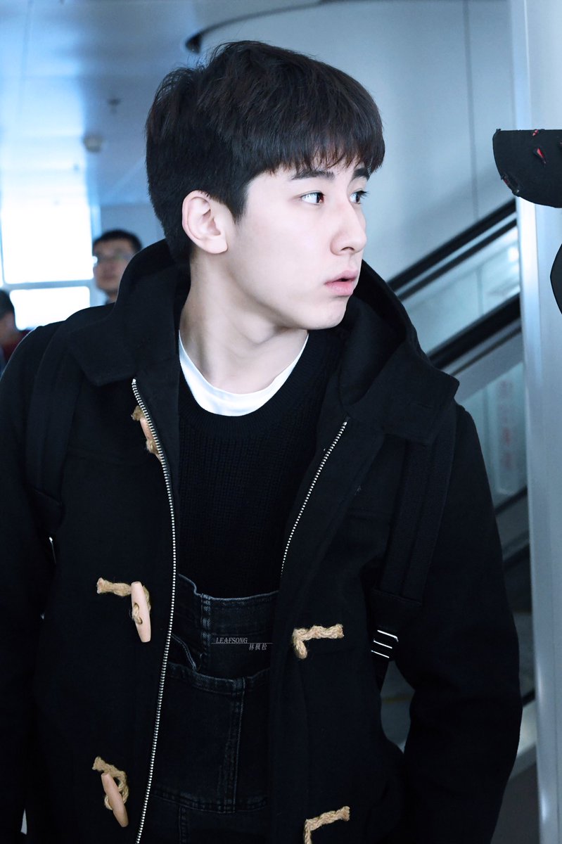 FengSong1th's tweet photo. ♡ #林楓松 Update ♡
311016 [ HQ #Fengsong ] 
ปักกิ่ง✈️เซี้ยงไฮ้
cr.LeaFSong_林枫松个站:
#addictionwebseries 
#heroinwebseries https://t.co/A7sl25Rs5W