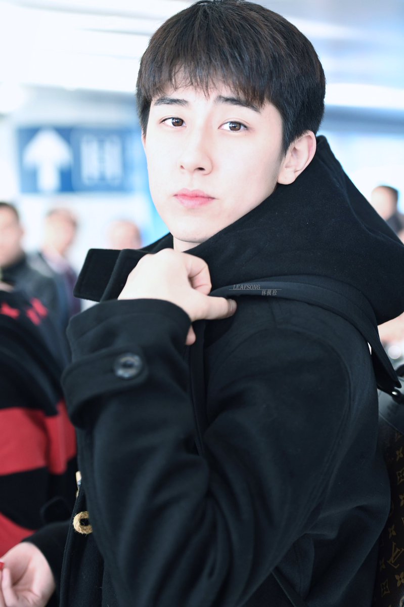 FengSong1th's tweet photo. ♡ #林楓松 Update ♡
311016 [ HQ #Fengsong ] 
ปักกิ่ง✈️เซี้ยงไฮ้
cr.LeaFSong_林枫松个站:
#addictionwebseries 
#heroinwebseries https://t.co/A7sl25Rs5W