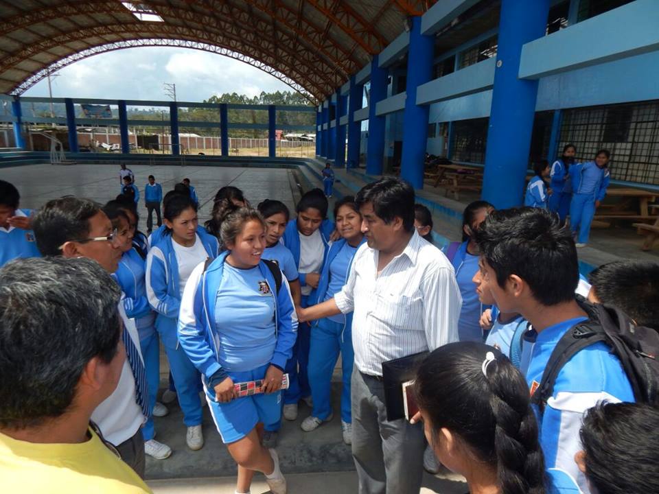 RoyVenturaA's tweet photo. Visita a la I.E. N° 34619 Leopoldo de Krause del Distrito de Villa Rica Provincia de Oxapampa #FuerzaPopularEnTodoElPeru #PascoPresente https://t.co/EEjtLDG5X8