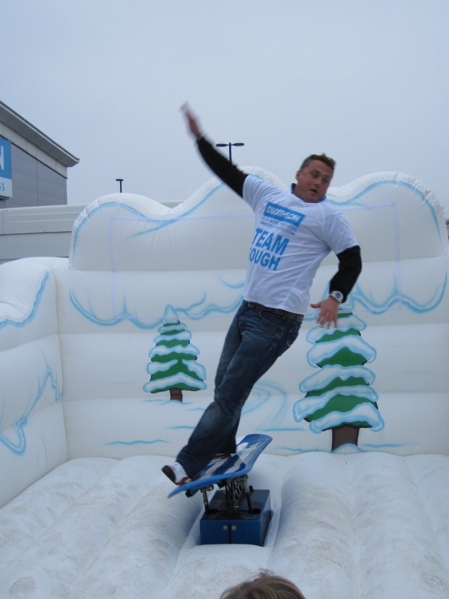 Shoot4Goal's tweet photo. Rolling back the years to when Sports Presenter, Cricket Hero & Legend Darren Gough was on his way to a fall on our #SnowboardSimulator https://t.co/fCxus7vP2T