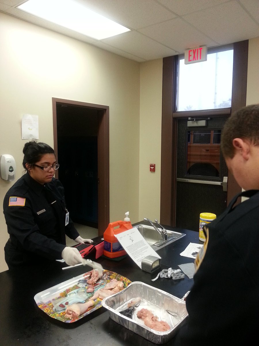 JenniferLLeip's tweet photo. Determining cause of death this morning in the Criminal Justice morgue @BTCareerTechED #scienceincte #TAIT https://t.co/9LlukyOy32