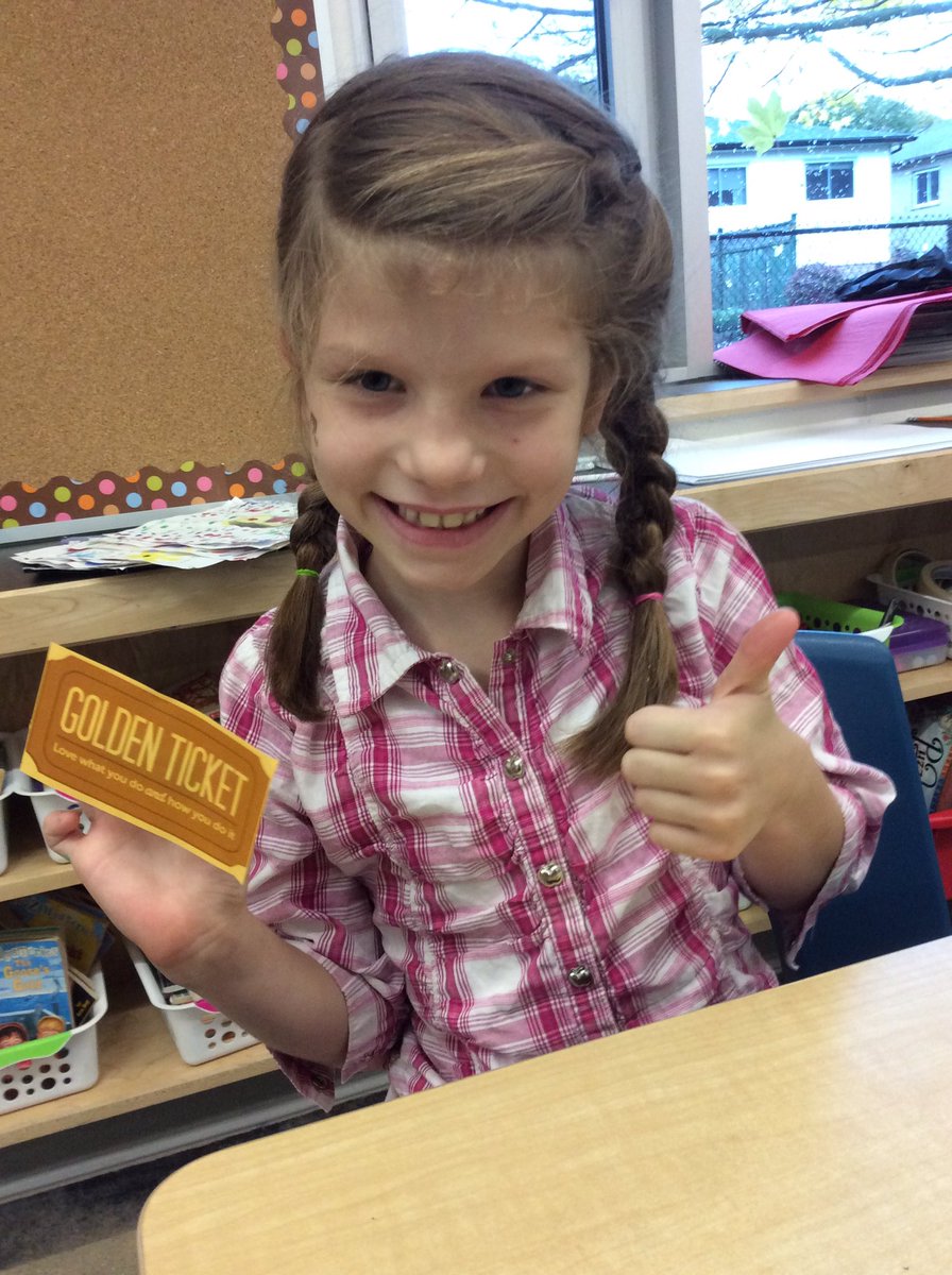 3wlittlefalls's tweet image. The Golden Ticket #winner #bookfairfun