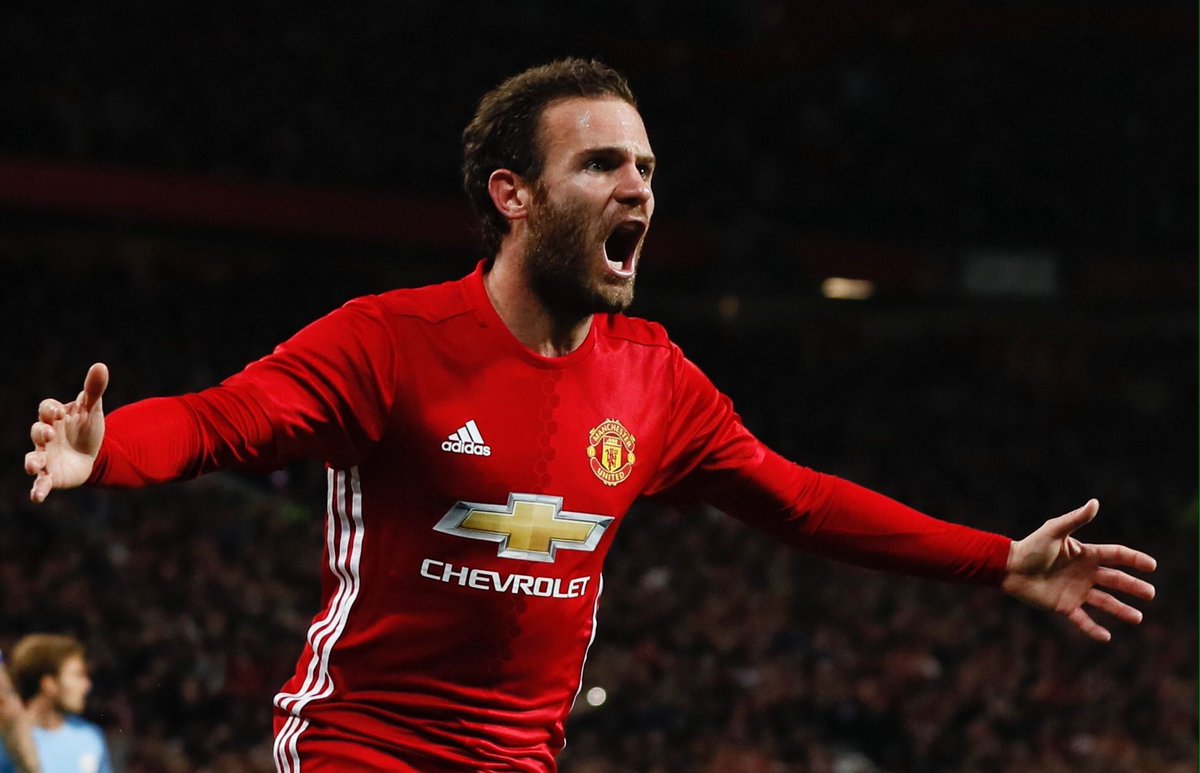 UtdIndonesiaSRG's tweet photo. Selamat kepada @juanmata8 yg terpilih sebagai Player of the Month edisi Oktober. It's only Juan! #mufc https://t.co/YQkmNUGnjO