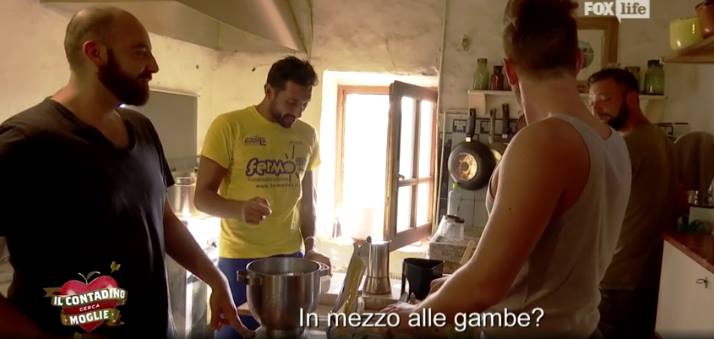 hardenheart's tweet photo. #IlContadino ...di che cosa si starà mai parlando? #Claudio #foxlifeit https://t.co/BlUgnBjSGP