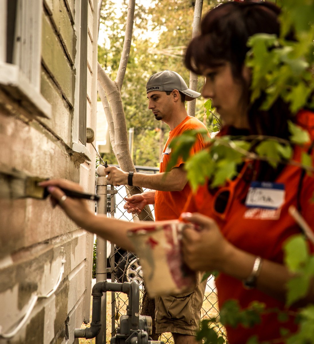 wdsadler68's tweet photo. The mighty #D169 And #6stone Teamed up to help a awesome Vet upgrade his home #serviceselfie #TeamDepot #Badgerup #swbest https://t.co/okc7330Z8B