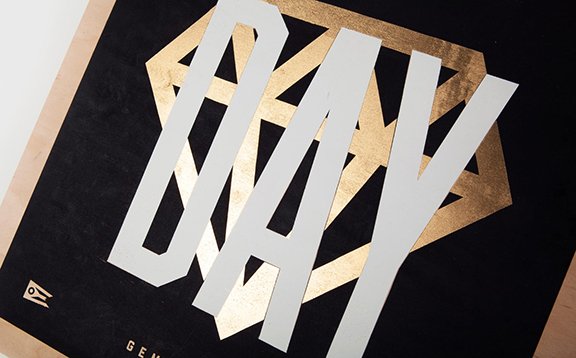 shoprealmart's tweet photo. This one is definitely a Gem. Who doesn't need a little gold on their walls? Check it out, new in the shop: https://t.co/LZIjAvRIwe https://t.co/oOOcqhRW1f