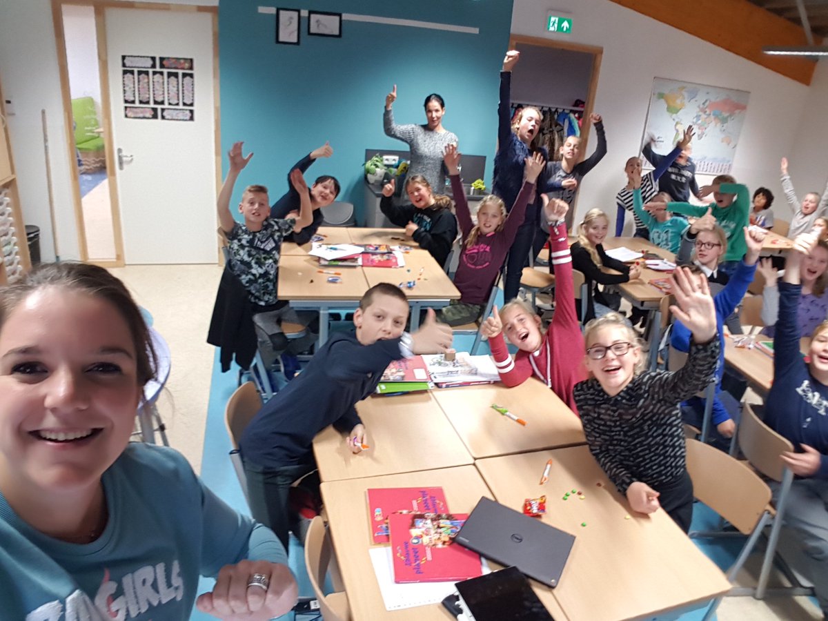 vitiswelzijn's tweet photo. Groep 8 van @WSKOdeZeester heeft kennis gemaakt met het jongerenwerk. Én met een quiz hun kennis van straattaal getest #lauw! https://t.co/n4fjGNgZ0I