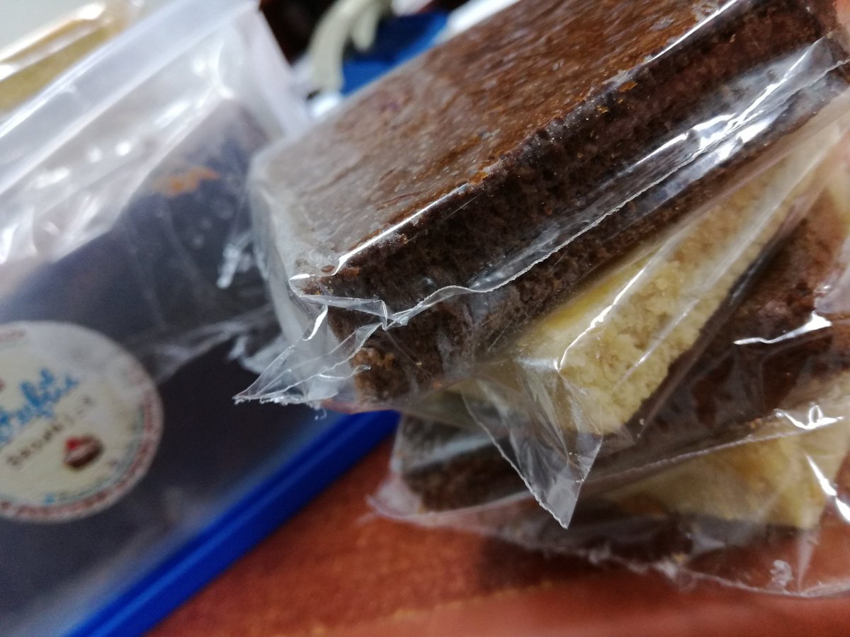 BLaEstufita's tweet image. 10 am y comienza la hora de los antojos, ¿Que mejor que los brownies de la estufita para calmarlos? Estamos en Barranquilla!!