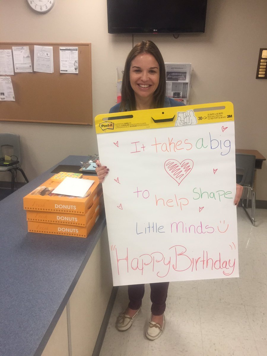 Molly Skirha tweet media