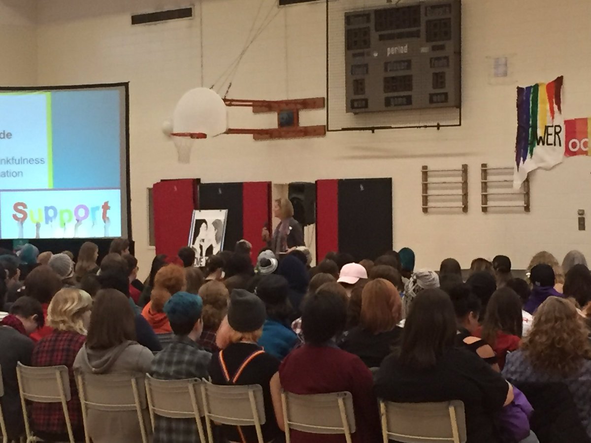 CranstonMae's tweet photo. OTHS at Rainbow Youth Forum #RYF16!!! @OTHSPANTHERS @othsguidance https://t.co/XD4gseNYpB