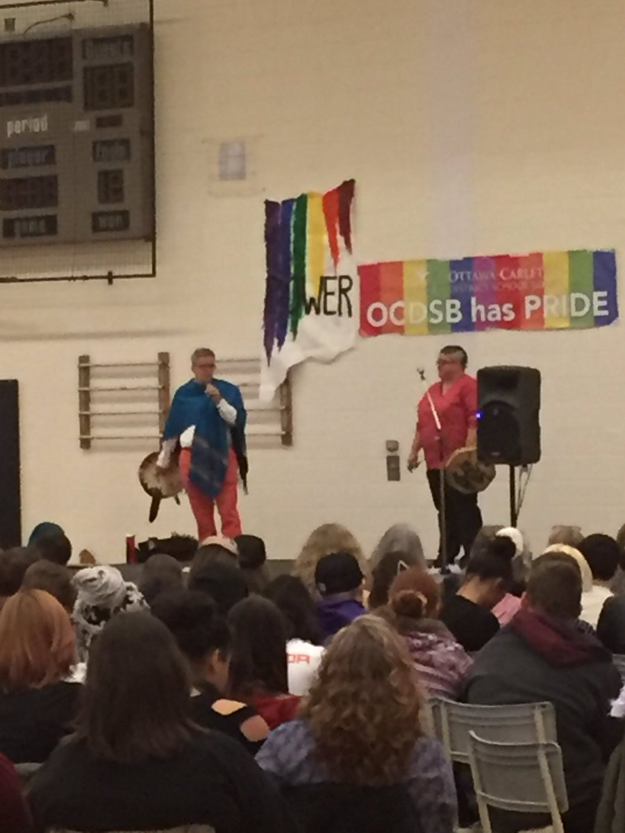 CranstonMae's tweet photo. OTHS at Rainbow Youth Forum #RYF16!!! @OTHSPANTHERS @othsguidance https://t.co/XD4gseNYpB