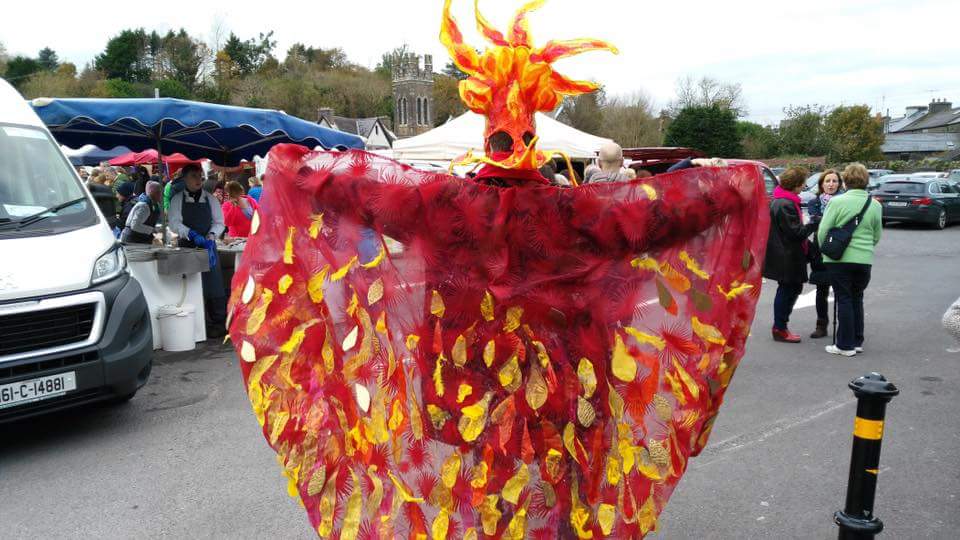 PhoenixYouthPro's tweet photo. Few pictures from our busking dat with our own crafted Phoenix 😁 #PhoenixYouthProject #1moreday https://t.co/AtjFw4LWFm